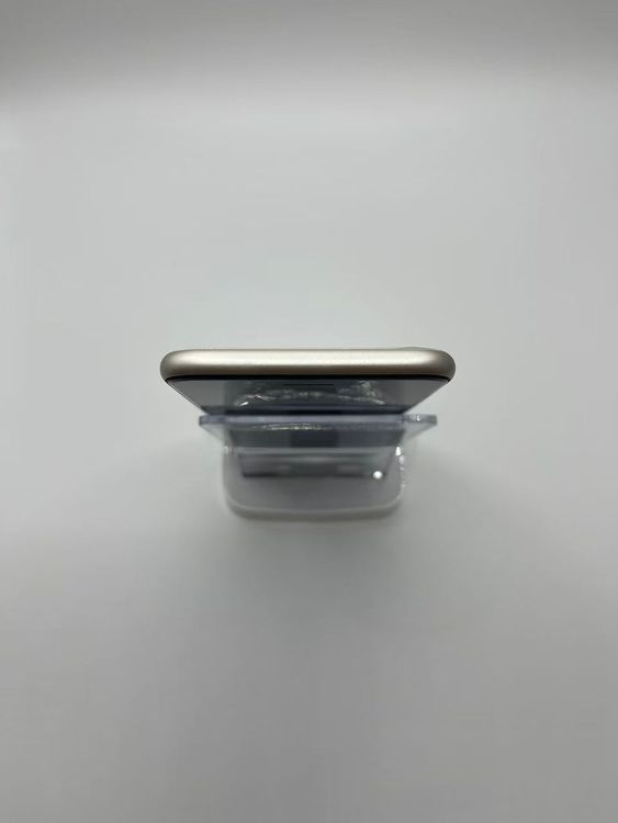�Хåƥ꡼100����°�ʣ����դ�iPhone SE ��3���� �������饤��64GB �¿��ݾ�
