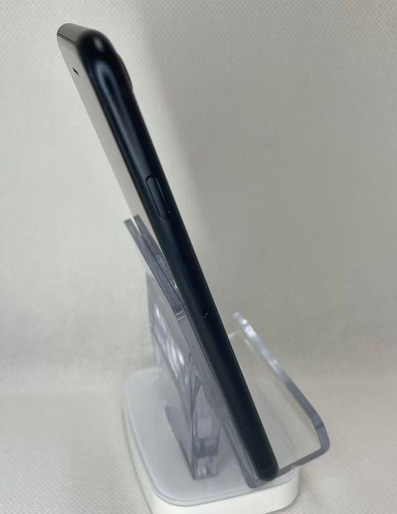 �Хåƥ꡼100��iPhone SE ��3���� �ߥåɥʥ��ȡ�64GB ��SIM�ե꡼����