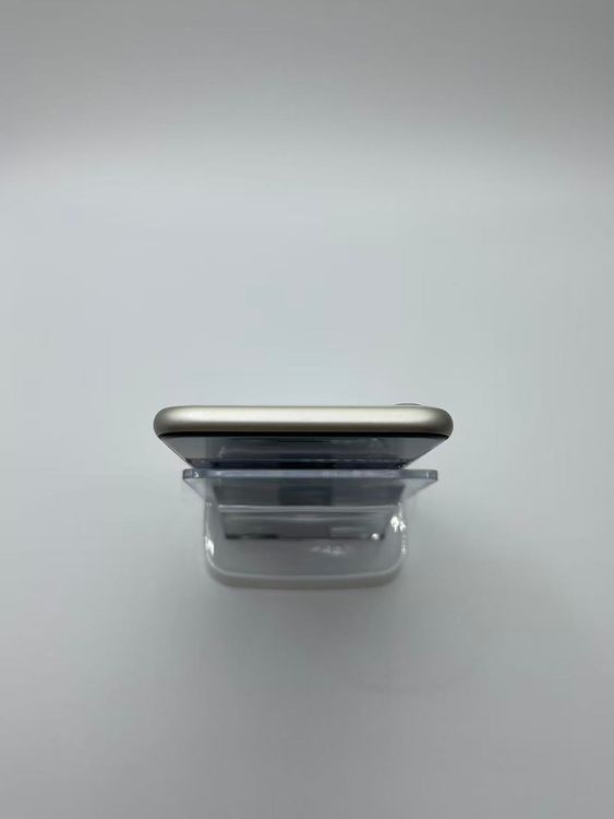 �Хƥå�84�����դ�iPhoneSE��3����64GB�������饤�Ȱ¿��ݾ�����ȯ��