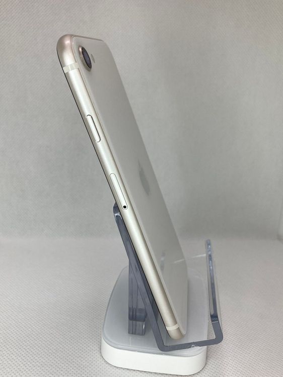 iPhone SE 第3世代 スターライト 64GB  SIMフリー美品バテッリ85%