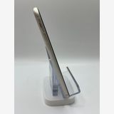 �Хåƥ꡼95��iPhone SE ��3���她�����饤��128GB �¿��ݾ���������ȯ��