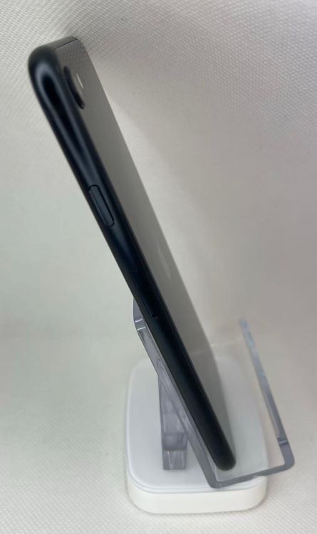 �Хƥå�82��iPhone SE ��3���� �ߥåɥʥ��ȡ�64GB ��SIM�ե꡼����