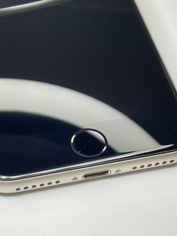 �Хƥå�84��iPhoneSE��3����64GB�������饤��SIM�ե꡼����ȯ��