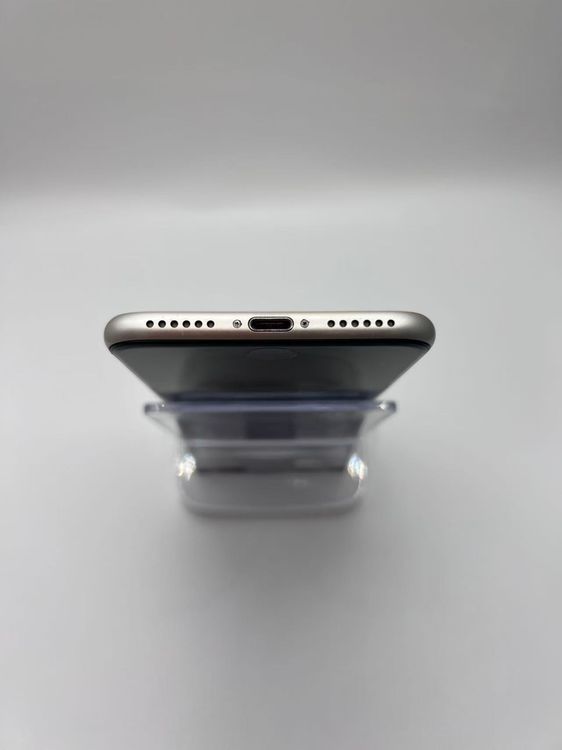 �Хåƥ꡼85����°��3�����å��դ�iPhone SE ��3���� �������饤��128GB �¿��ݾ�