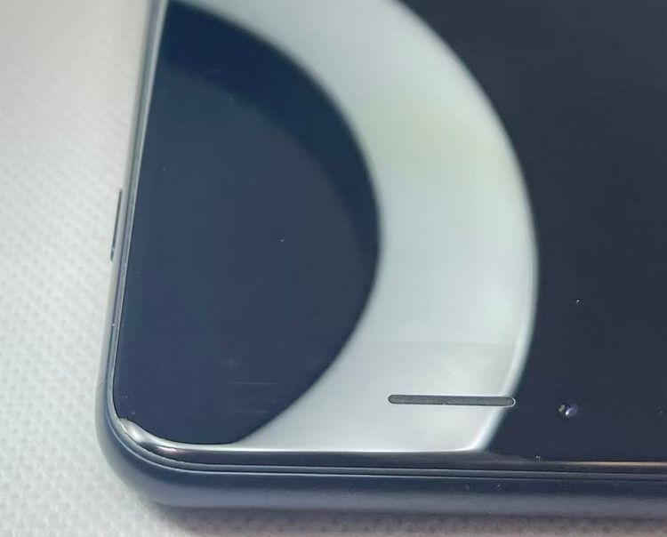 �Хåƥ꡼100��iPhone SE ��3���� �ߥåɥʥ��ȡ�64GB ���¿��ݾ� SIM�ե꡼