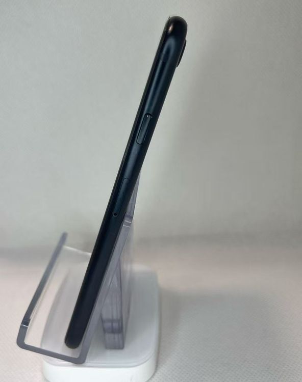 �Хåƥ꡼99��iPhone SE ��3���� �ߥåɥʥ��ȡ�64GB ���¿��ݾ� SIM�ե꡼