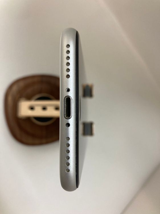 iPhone SE(2) 128GB ۥ磻