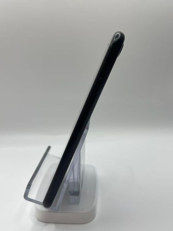 �Хåƥ꡼83����°��3�����å��դ�iPhone SE ��2���� �֥�å�64GB �¿��ݾ�