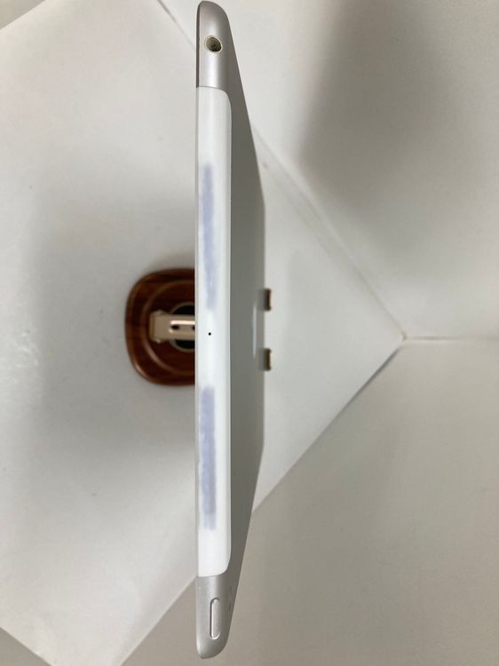 iPad8WiFiCellular32GBСSIMե꡼Хƥå84