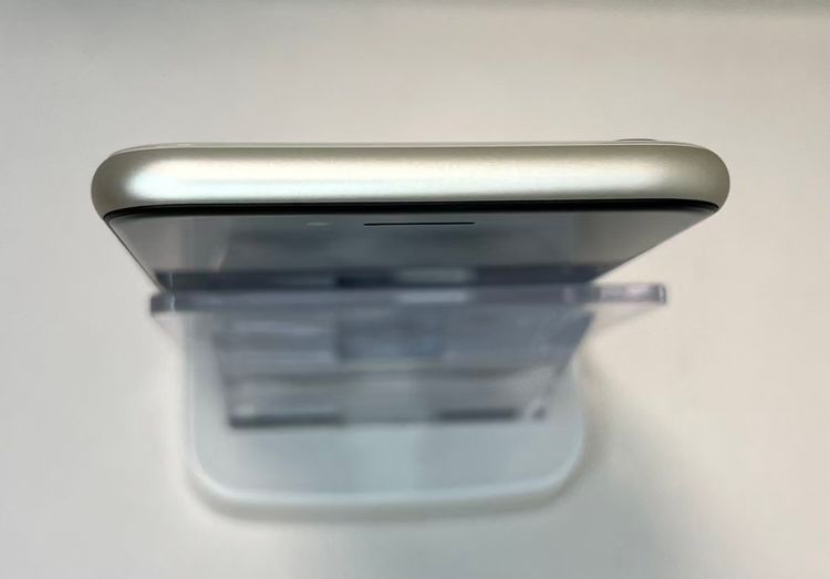 �Хåƥ꡼86��iPhone SE ��3���� �������饤�ȡ�64GB ��SIM�ե꡼�վ�����