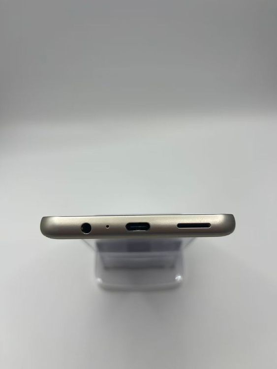 arrows We2 Plus F-51E 256GBdocomo �����ѥ󥷥��-����ȯ������
