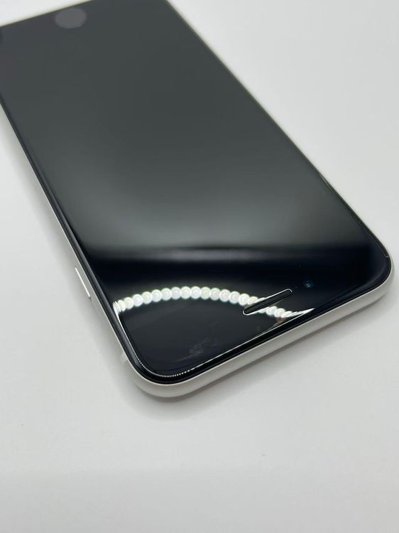 �Хåƥ꡼95��iPhone SE ��2����ۥ磻��64GB �¿��ݾ�����ȯ������