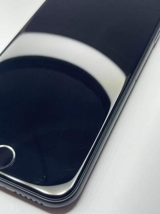 �Хåƥ꡼91����°��3�����å��դ�iPhone SE ��2���� �֥�å�64GB �¿��ݾ�