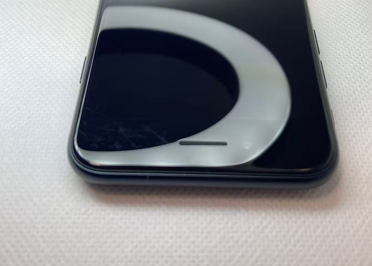 �Хåƥ꡼99��iPhone SE ��3���� �ߥåɥʥ��ȡ�64GB ���¿��ݾ� SIM�ե꡼