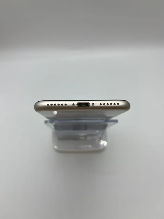�Хåƥ꡼95��iPhone SE ��3���她�����饤��256GB �¿��ݾ���������ȯ��