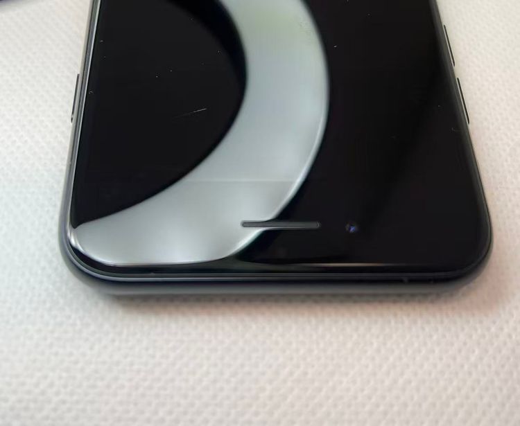 �Хåƥ꡼95��iPhone SE ��3���� �ߥåɥʥ��ȡ�64GB ��SIM�ե꡼�¿��ݾ�