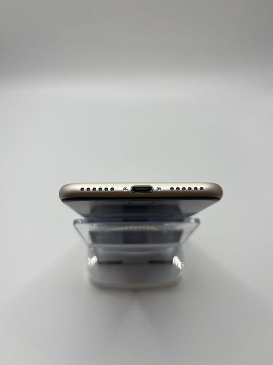 �Хƥå�84����°�ʣ����դ�iPhoneSE��3����64GB�������饤��SIM�ե꡼����