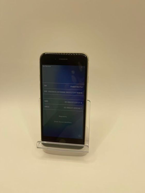�Хåƥ꡼83����°��3�����å��դ�iPhone SE ��3���� �������饤��128GB �¿��ݾ�