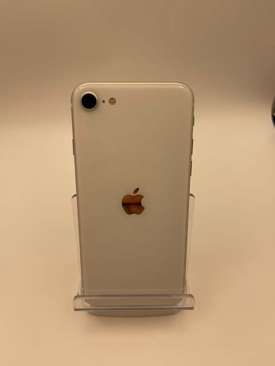 �Хåƥ꡼82����°��3�����å��դ�iPhone SE ��2���� �������饤��64GB �¿��ݾ�