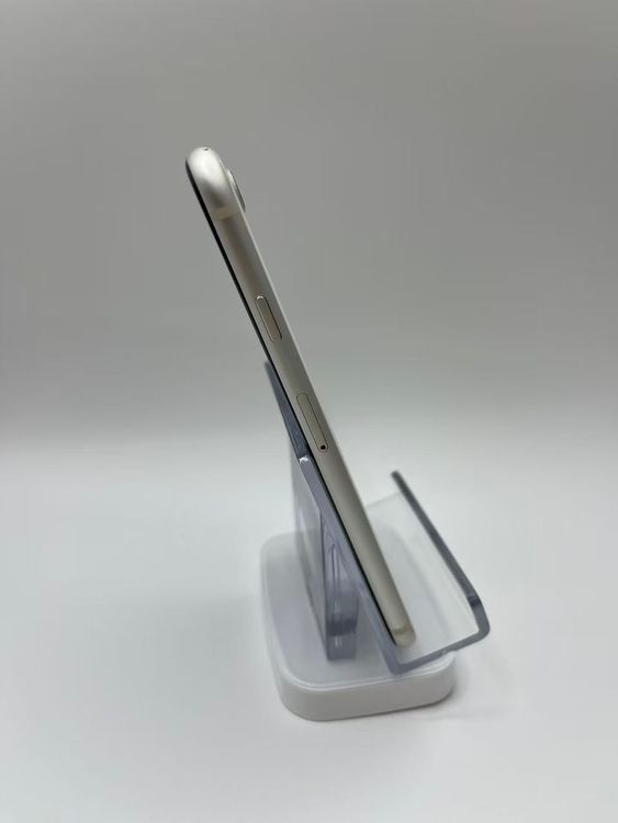 �Хƥå�83����°�ʣ����դ�iPhoneSE��3����64GB�������饤��SIM�ե꡼����