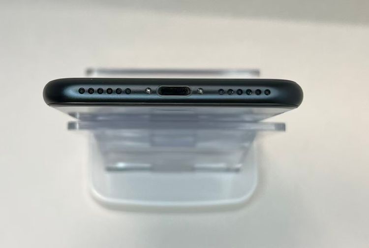 �Хåƥ꡼95��iPhone SE ��3���� �ߥåɥʥ��ȡ�64GB ��SIM�ե꡼�¿��ݾ�