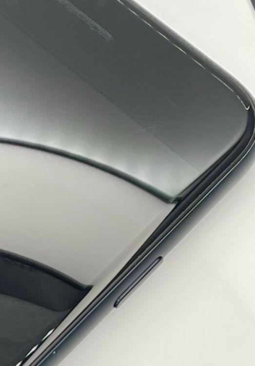 �Хåƥ꡼97����°��3�����å��դ�iPhone SE ��3���� �ߥåɥʥ���64GB �¿��ݾ�