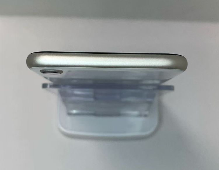 �Хåƥ꡼84��iPhone SE ��3���� �������饤��128GB ���ʰ¿��ݾ� SIM�ե꡼