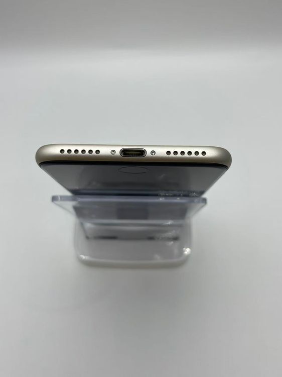 �Хåƥ꡼95��iPhone SE ��3���她�����饤��128GB �¿��ݾ���������ȯ��