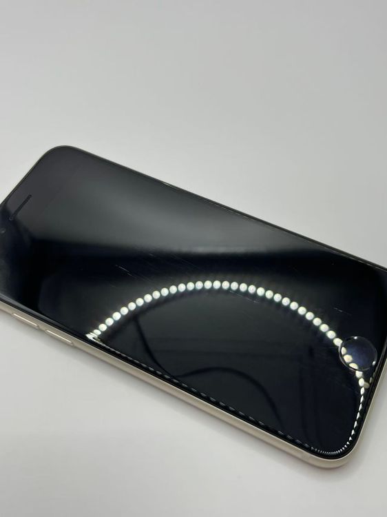 �Хåƥ꡼100��iPhone SE ��3���她�����饤��128GB �¿��ݾ���������ȯ��