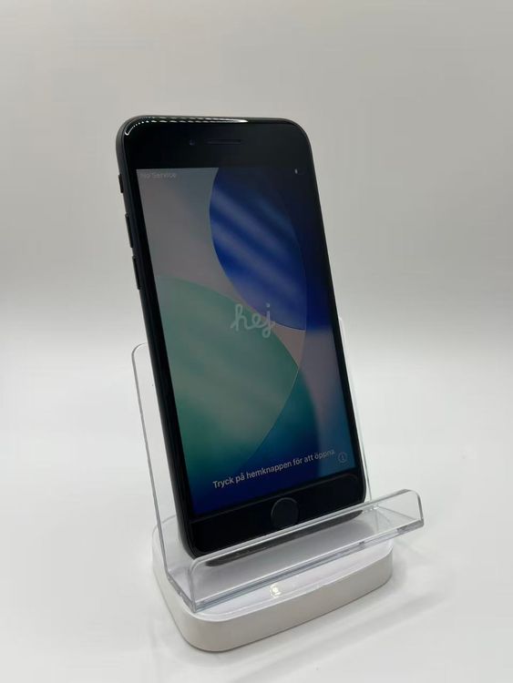 �Хåƥ꡼94����°�ʣ����դ�iPhone SE ��3���� �ߥåɥʥ���64GB �¿��ݾ�