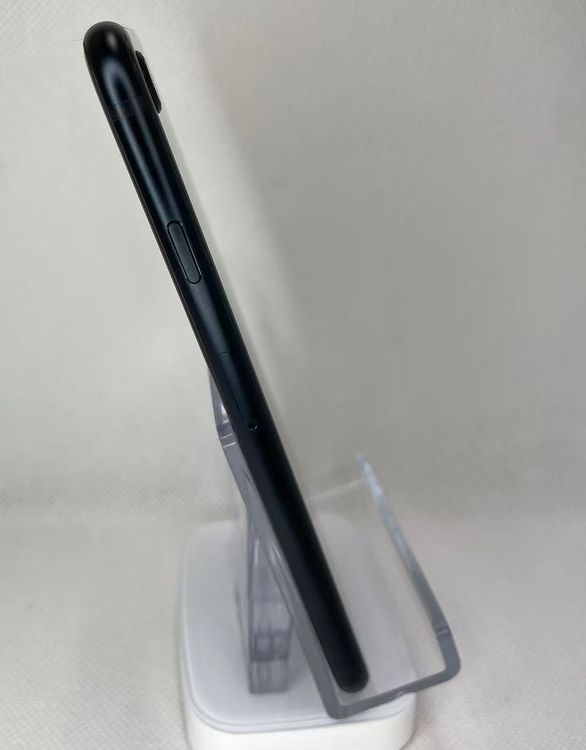 �Хåƥ꡼100��iPhone SE ��3���� �ߥåɥʥ��ȡ�64GB ��SIM�ե꡼����