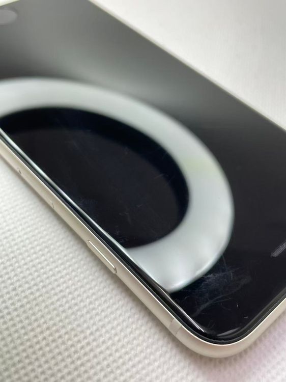 �Хƥå�93��iPhoneSE��3����64GB�������饤��SIM�ե꡼����ȯ��