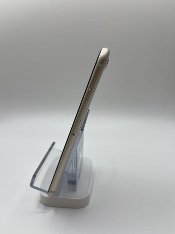 �Хƥå�81��iPhoneSE��3����64GB�������饤��SIM�ե꡼���ʰ¿��ݾ�