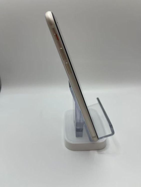 �Хåƥ꡼100��iPhone SE ��3���她�����饤��256GB �¿��ݾ���������ȯ��