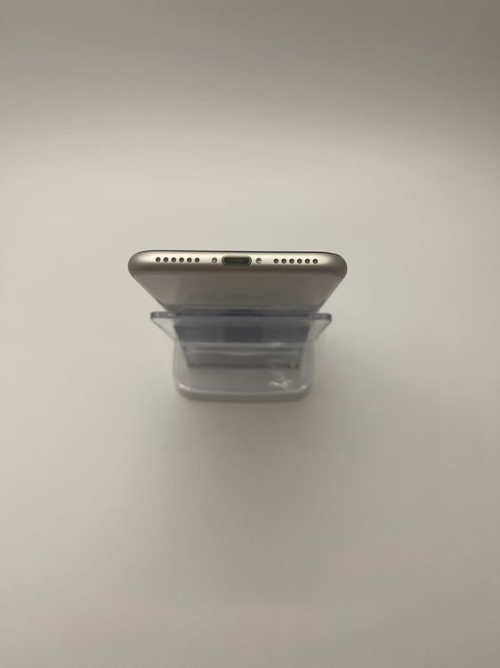�Хåƥ꡼85����°��3�����å��դ�iPhone SE ��3���� �������饤��128GB �¿��ݾ�