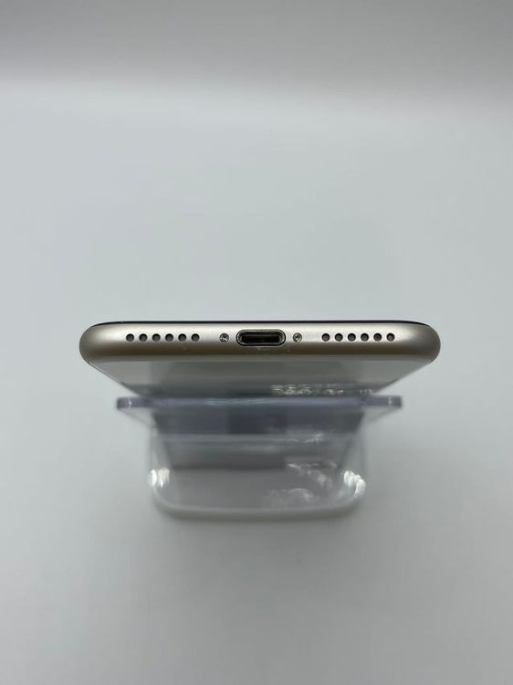 �Хåƥ꡼80����°��3�����å��դ�iPhone SE ��3���� �������饤��64GB �¿��ݾ�
