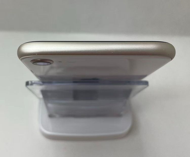 �Хƥå�88��iPhoneSE��3����64GB�������饤��SIM�ե꡼��������ȯ��