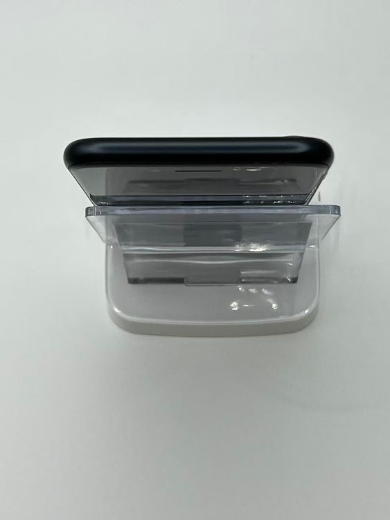 �Хåƥ꡼85��3�����å��դ�iPhone SE ��3���� �ߥåɥʥ���128GB�¿��ݾ�