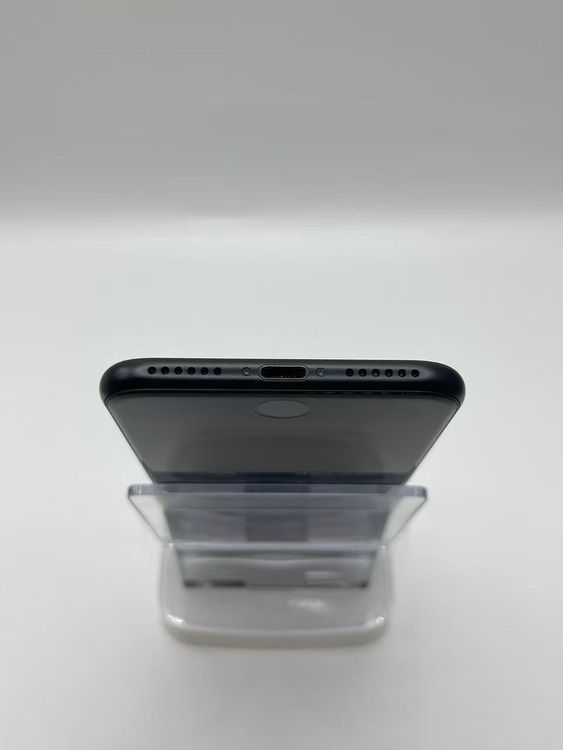 �Хåƥ꡼86��iPhone SE ��2���� �ۥ磻��64GB �¿��ݾ�����ȯ������