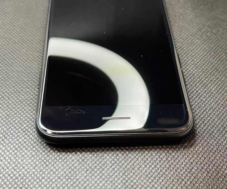 �Хåƥ꡼100��iPhone SE ��3���� �ߥåɥʥ��ȡ�64GB ��SIM�ե꡼