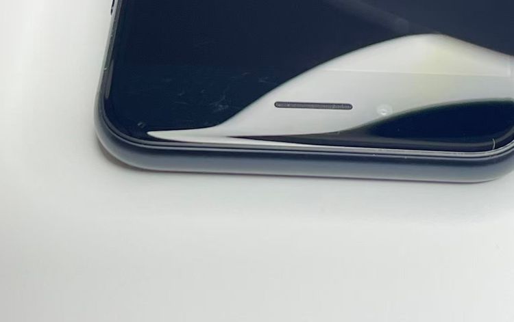 �Хåƥ꡼95����°��3�����å��դ�iPhone SE ��3���� �ߥåɥʥ���64GB �¿��ݾ�