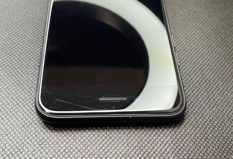 �Хåƥ꡼98��iPhone SE ��3���� �ߥåɥʥ��ȡ�64GB ���¿��ݾ� SIM�ե꡼