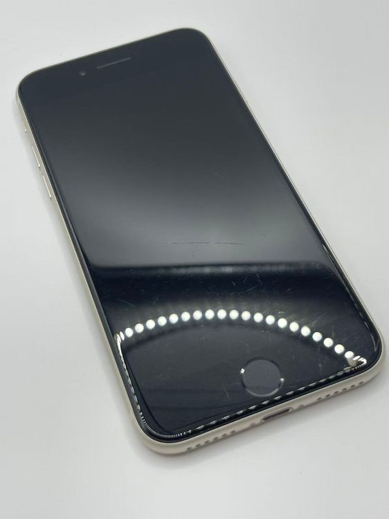 �Хåƥ꡼89��iPhone SE ��3���她�����饤��128GB �¿��ݾ�����ȯ��