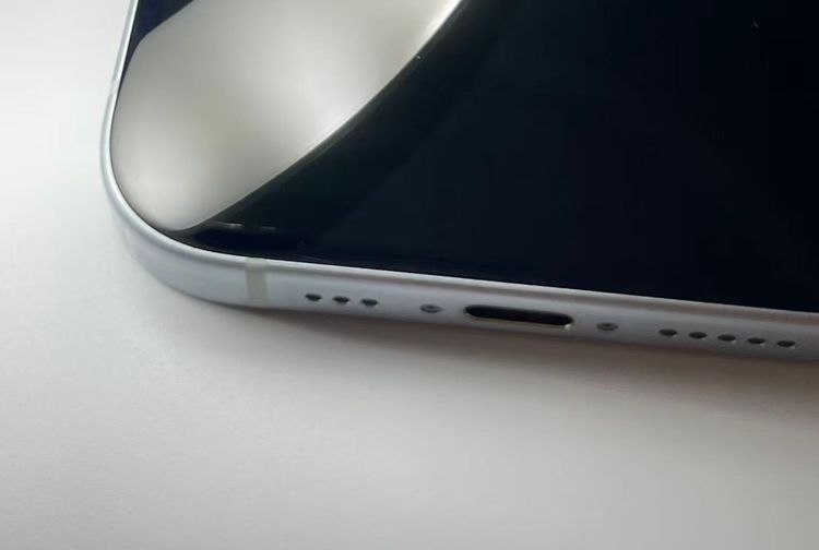 �Хƥå�88�� iPhone15��128G�֥롼��������SIM�ե꡼����ȯ��