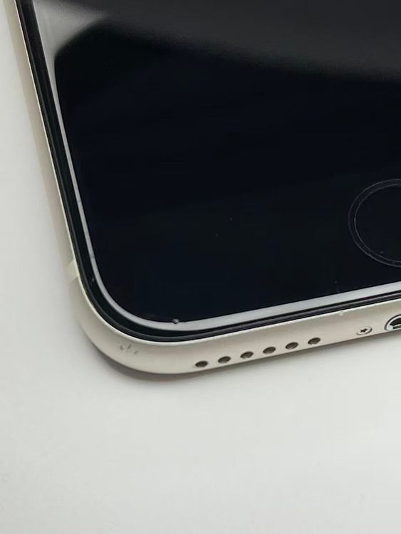 �Хåƥ꡼91�����դ�iPhoneSE��3����64GB�������饤��SIM�ե꡼ �¿��ݾ�����ȯ��
