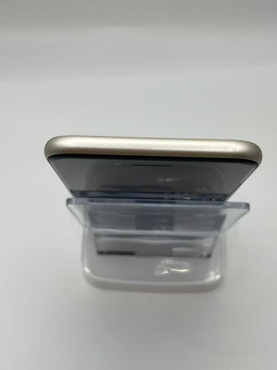 �Хåƥ꡼77����°���դ�iPhone SE ��3���她�����饤��128GB �¿��ݾ�Ķ����