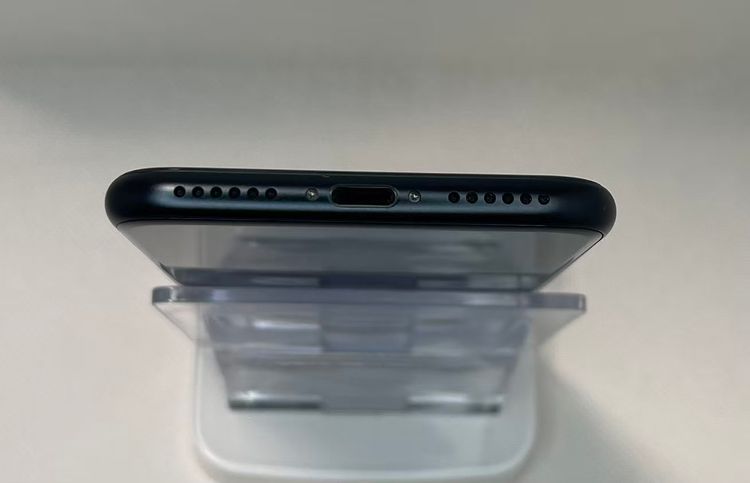 �Хåƥ꡼99��iPhone SE ��3���� �ߥåɥʥ��ȡ�64GB ���¿��ݾ� SIM�ե꡼