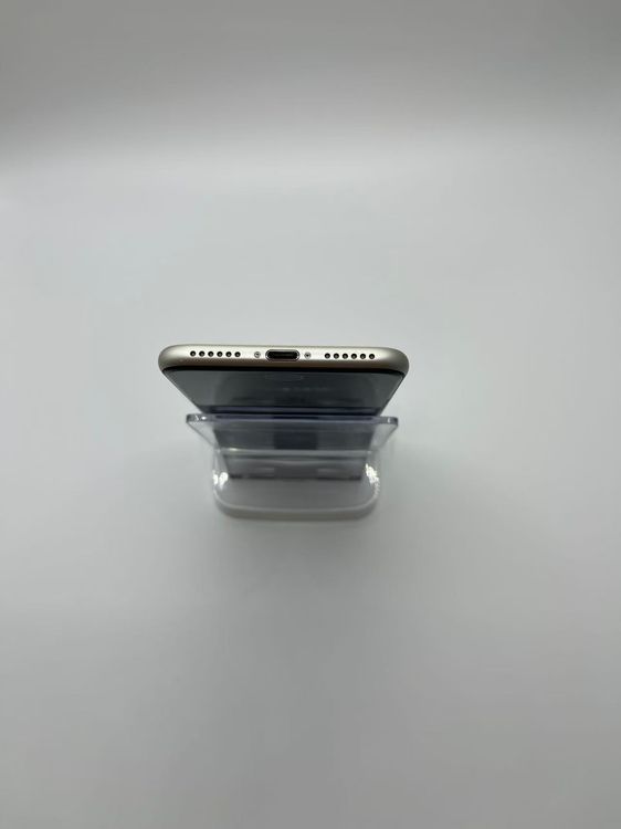 �Хåƥ꡼89����°�ʣ����դ�iPhone SE ��3���� �������饤��64GB �¿��ݾ�
