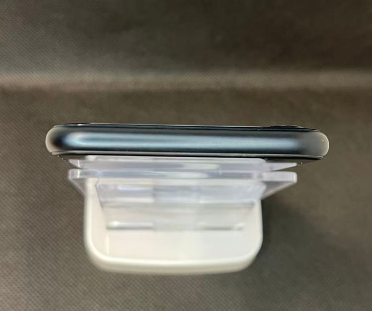 �Хåƥ꡼98��iPhone SE ��3���� �ߥåɥʥ��ȡ�64GB ���¿��ݾ�SIM�ե꡼