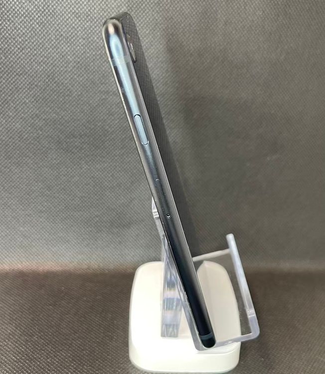 �Хåƥ꡼92��iPhone SE ��3���� �ߥåɥʥ��ȡ�64GB ���¿��ݾ� SIM�ե꡼